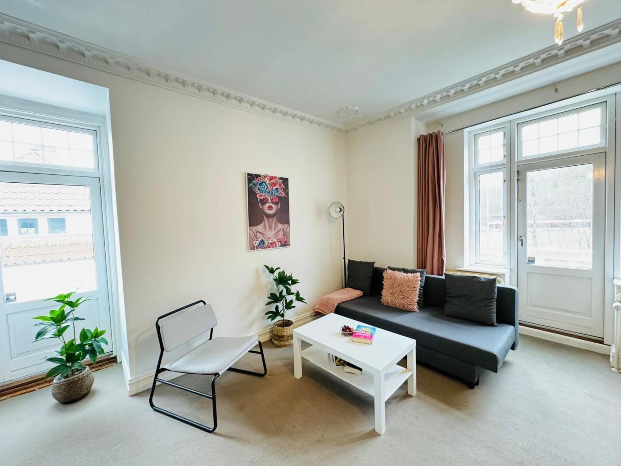 Adnana - Villa Firenze - 2 Bedrooms Bright Apartment Aalborg Exterior foto